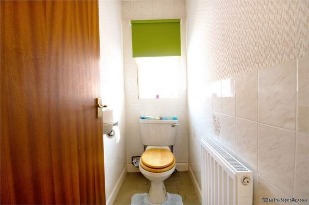 Additional Property Image 3 bedroom Detached Bungalow for sale in Driffield 9