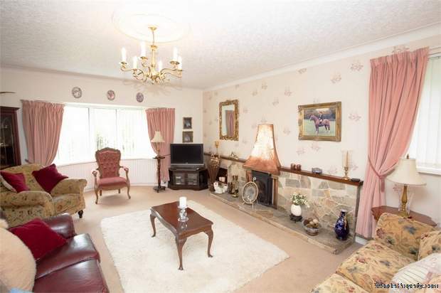 Additional Property Image 4 bedroom Detached for sale in Hillsborough 3