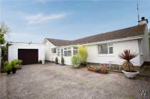 4 bedroom Detached for sale in Hillsborough