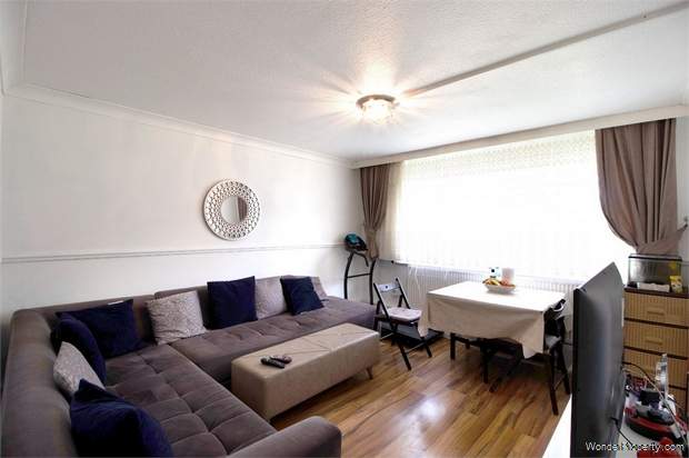 Additional Property Image 1 bedroom Flat for sale in Waltham Abbey 2