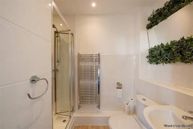 Additional Property Image 2 bedroom Flat for sale in Solihull 6