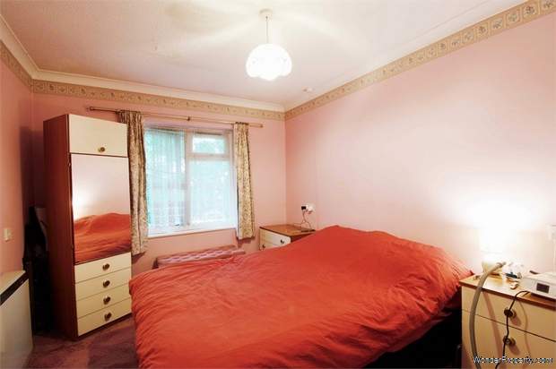 Additional Property Image 1 bedroom Flat for sale in London 5