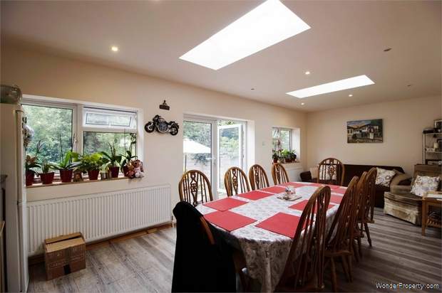 Additional Property Image 3 bedroom Semi Detached for sale in Hoddesdon 2