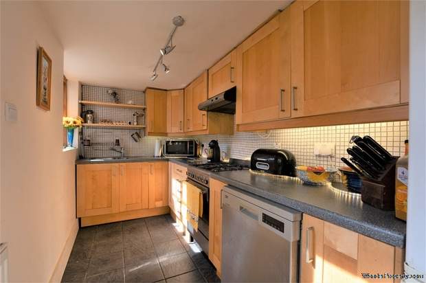 Additional Property Image 2 bedroom End of Terrace for sale in Canterbury 7