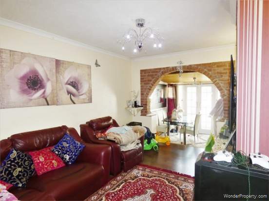 Additional Property Image 4 bedroom Semi Detached Bungalow for sale in Staines-upon-Thames 6