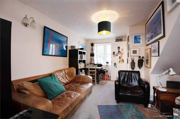 Additional Property Image 2 bedroom Terraced for sale in Taunton 2