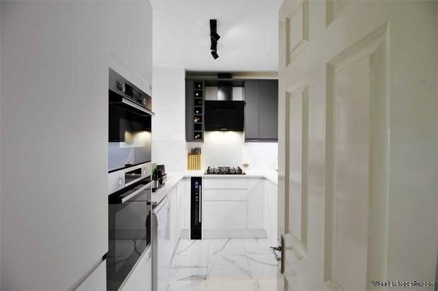 Additional Property Image 2 bedroom Flat for sale in London 5