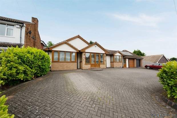 6 bedroom Detached Bungalow for sale in Sutton Coldfield