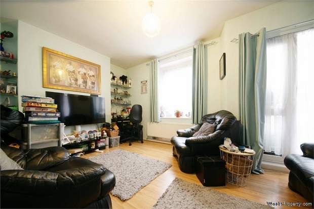 Additional Property Image 1 bedroom Flat for sale in London 3