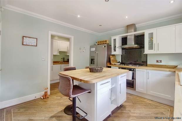 Additional Property Image 5 bedroom Detached for sale in Maesteg 5