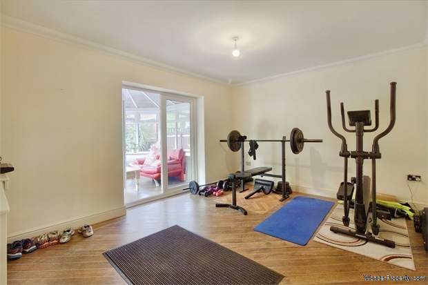 Additional Property Image 5 bedroom Detached for sale in Maesteg 8