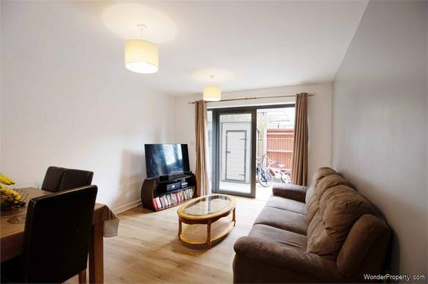 2 bedroom Flat for sale in Harrow