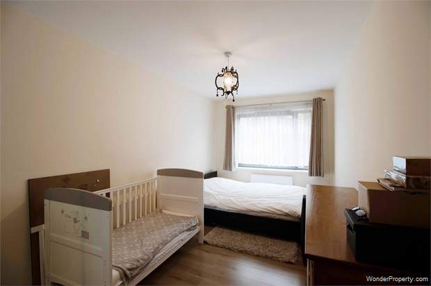 Additional Property Image 2 bedroom Flat for sale in Harrow 4