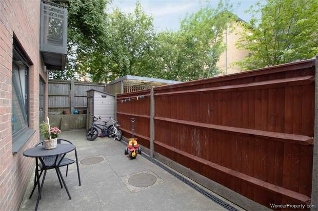 Additional Property Image 2 bedroom Flat for sale in Harrow 8