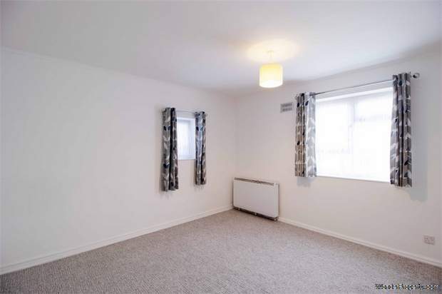 Additional Property Image 2 bedroom Flat for sale in Harrow 6