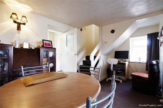 Additional Property Image 2 bedroom Semi Detached for sale in Brigg 4