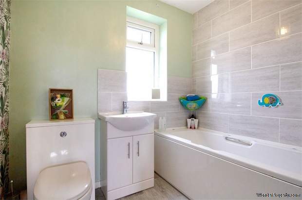 Additional Property Image 2 bedroom End of Terrace for sale in Grimsby 5