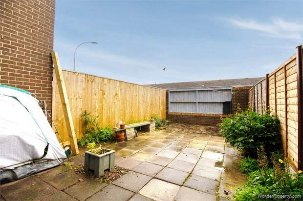Additional Property Image 2 bedroom End of Terrace for sale in Grimsby 8