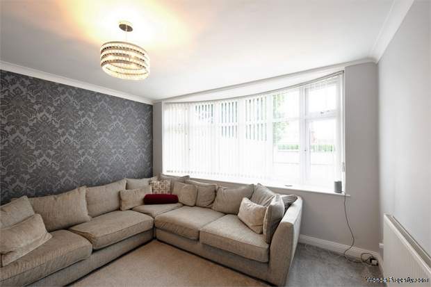 Additional Property Image 4 bedroom Detached Bungalow for sale in Leicester 3