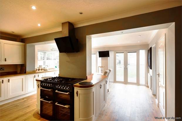 Additional Property Image 4 bedroom Detached Bungalow for sale in Leicester 5