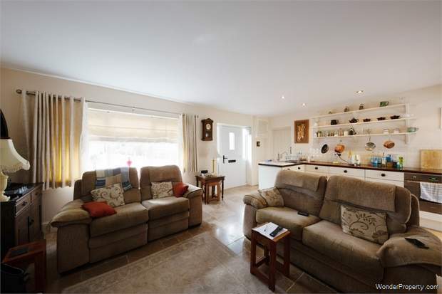 Additional Property Image 1 bedroom Detached Bungalow for sale in Derby 3