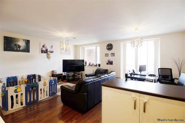 Additional Property Image 3 bedroom Flat for sale in Harrow 3