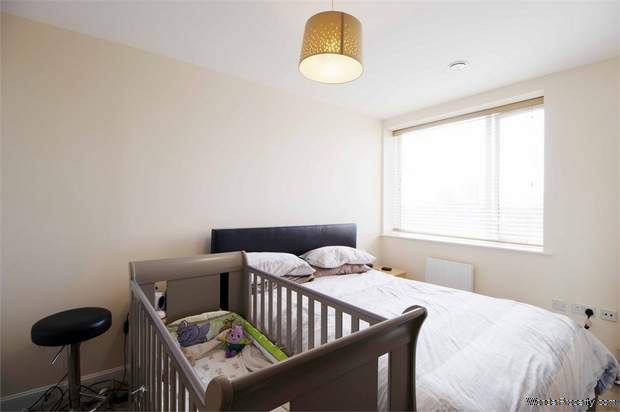 Additional Property Image 3 bedroom Flat for sale in Harrow 5