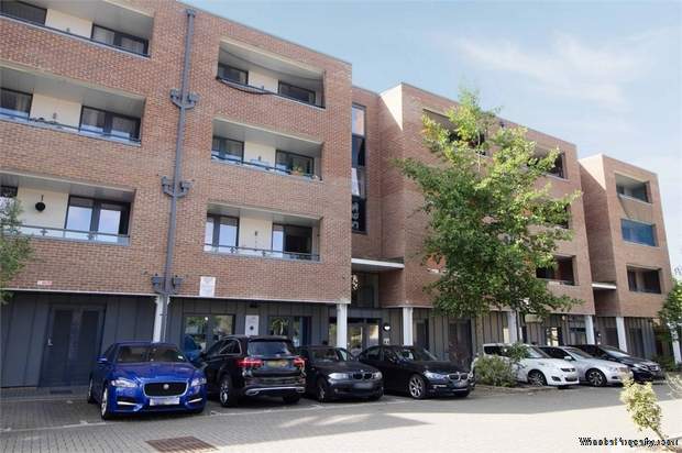 Additional Property Image 3 bedroom Flat for sale in Harrow 10