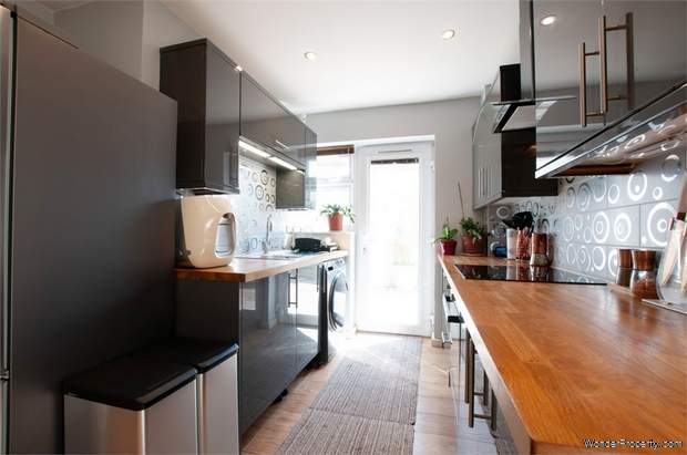 Additional Property Image 3 bedroom Detached Bungalow for sale in Herne Bay 6