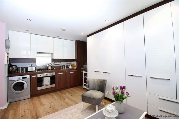 Additional Property Image 0 bedroom Studio for sale in Teddington 5