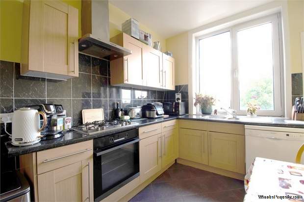 Additional Property Image 3 bedroom Flat for sale in Croydon 3