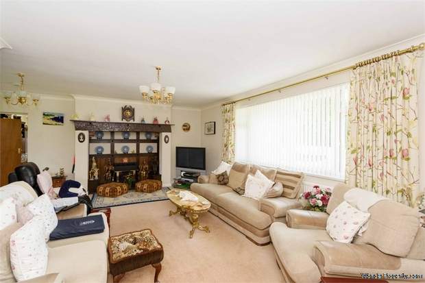 Additional Property Image 4 bedroom Detached Bungalow for sale in Stoke-on-Trent 2