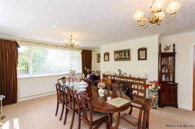 Additional Property Image 4 bedroom Detached Bungalow for sale in Stoke-on-Trent 5