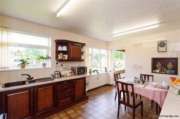 Additional Property Image 4 bedroom Detached Bungalow for sale in Stoke-on-Trent 9