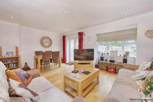 Additional Property Image 3 bedroom Detached for sale in Lewes 2