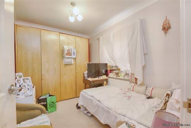 Additional Property Image 4 bedroom Detached for sale in Thatcham 7