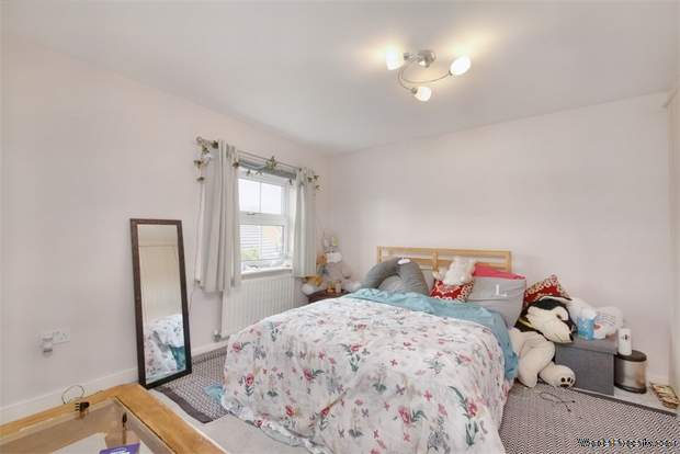 Additional Property Image 4 bedroom Detached for sale in Thatcham 8