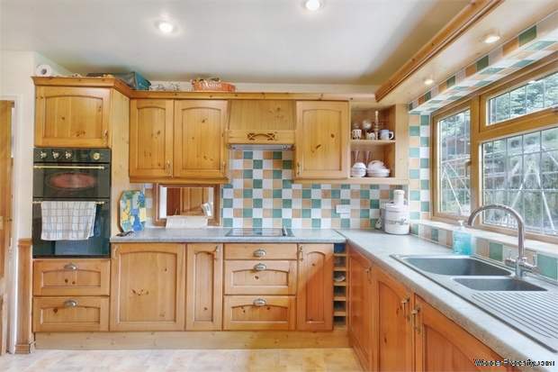 Additional Property Image 6 bedroom Detached for sale in Stafford 8