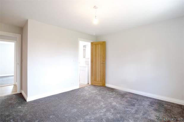 Additional Property Image 3 bedroom Detached Bungalow for sale in Bury St Edmunds 9