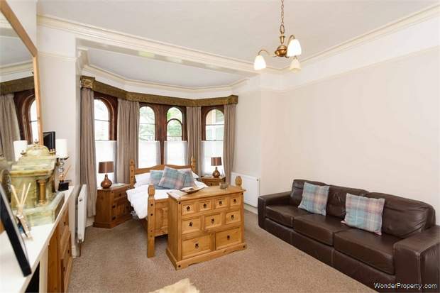 Additional Property Image 5 bedroom Semi Detached for sale in Stoke-on-Trent 3