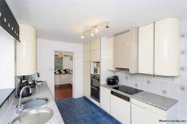 Additional Property Image 5 bedroom Semi Detached for sale in Stoke-on-Trent 6