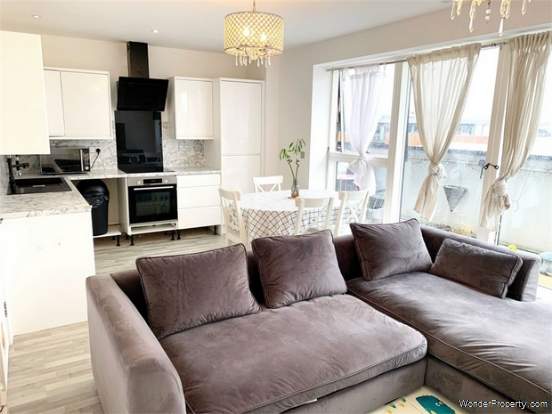 Additional Property Image 2 bedroom Flat for sale in Birmingham 2