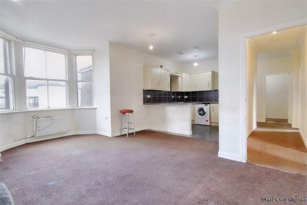 Additional Property Image 2 bedroom Flat for sale in Leven 2