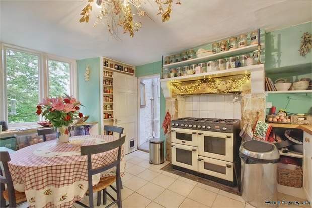 Additional Property Image 4 bedroom Detached for sale in Radstock 6