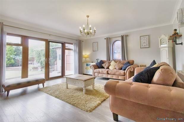 Additional Property Image 4 bedroom Detached Bungalow for sale in Barnsley 3