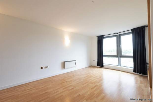 Additional Property Image 1 bedroom Flat for sale in London 3