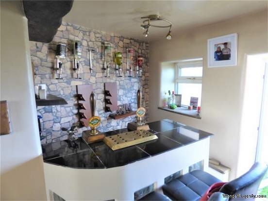 Additional Property Image 2 bedroom Terraced for sale in Burnley 3