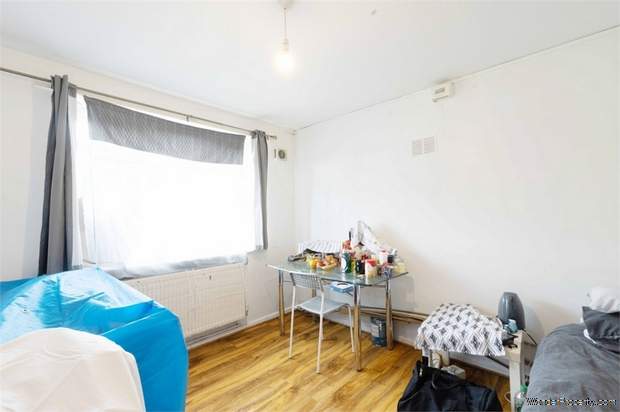 Additional Property Image 2 bedroom Flat for sale in London 4