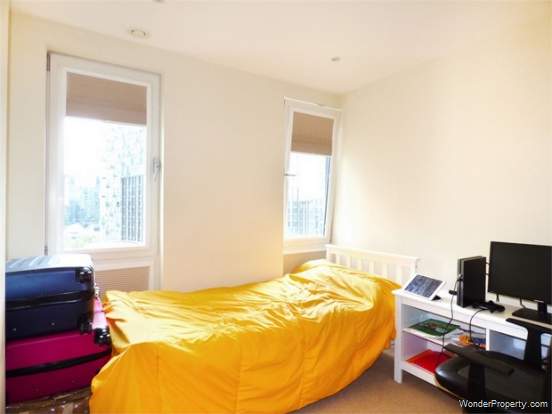 Additional Property Image 3 bedroom Flat for sale in London 8