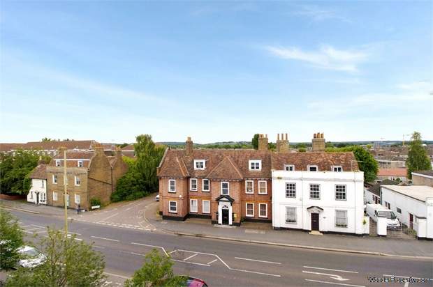 Additional Property Image 2 bedroom Flat for sale in Waltham Cross 9